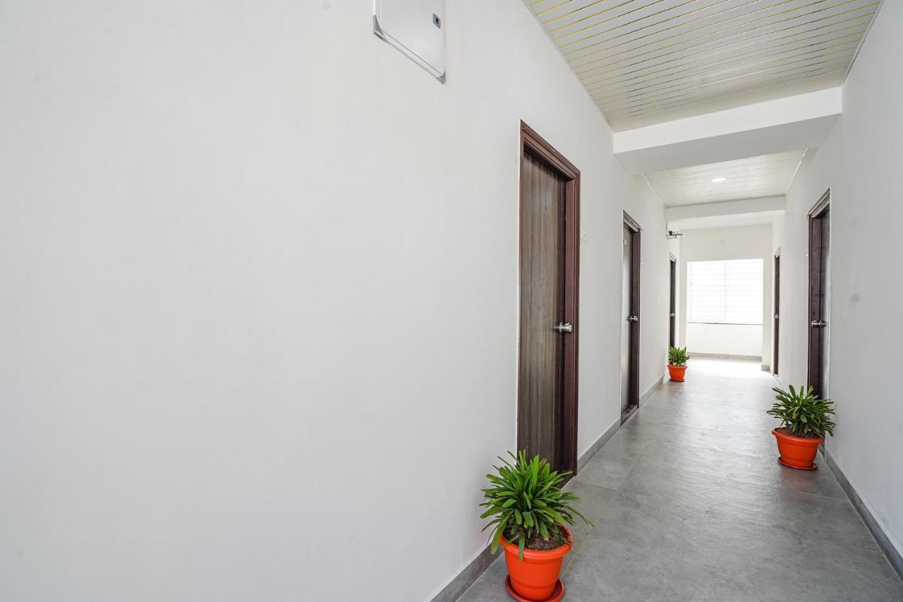 Fabhotel Rooms 27 - Nr Hitech City Hyderabad Exterior photo