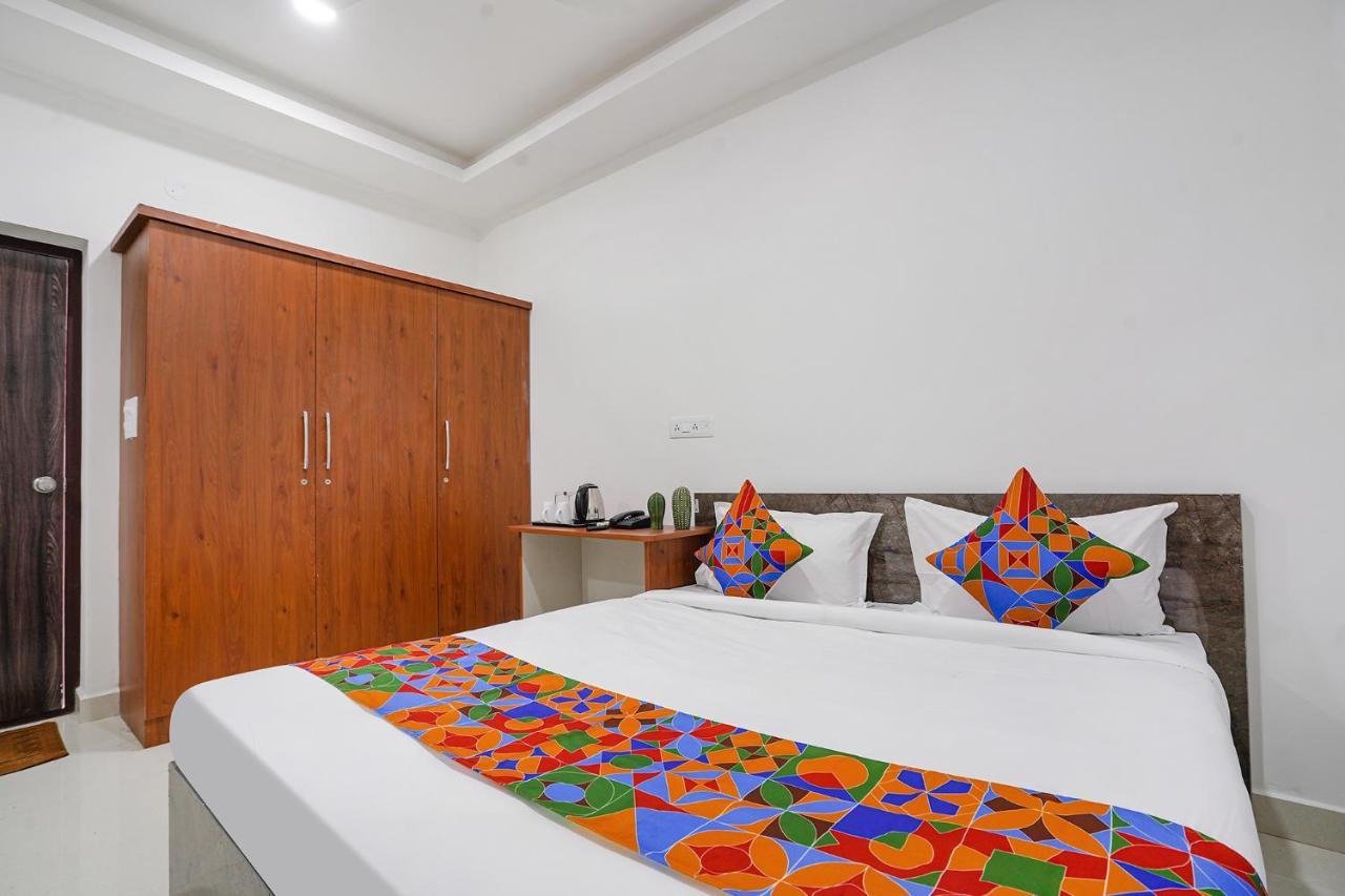 Fabhotel Rooms 27 - Nr Hitech City Hyderabad Exterior photo